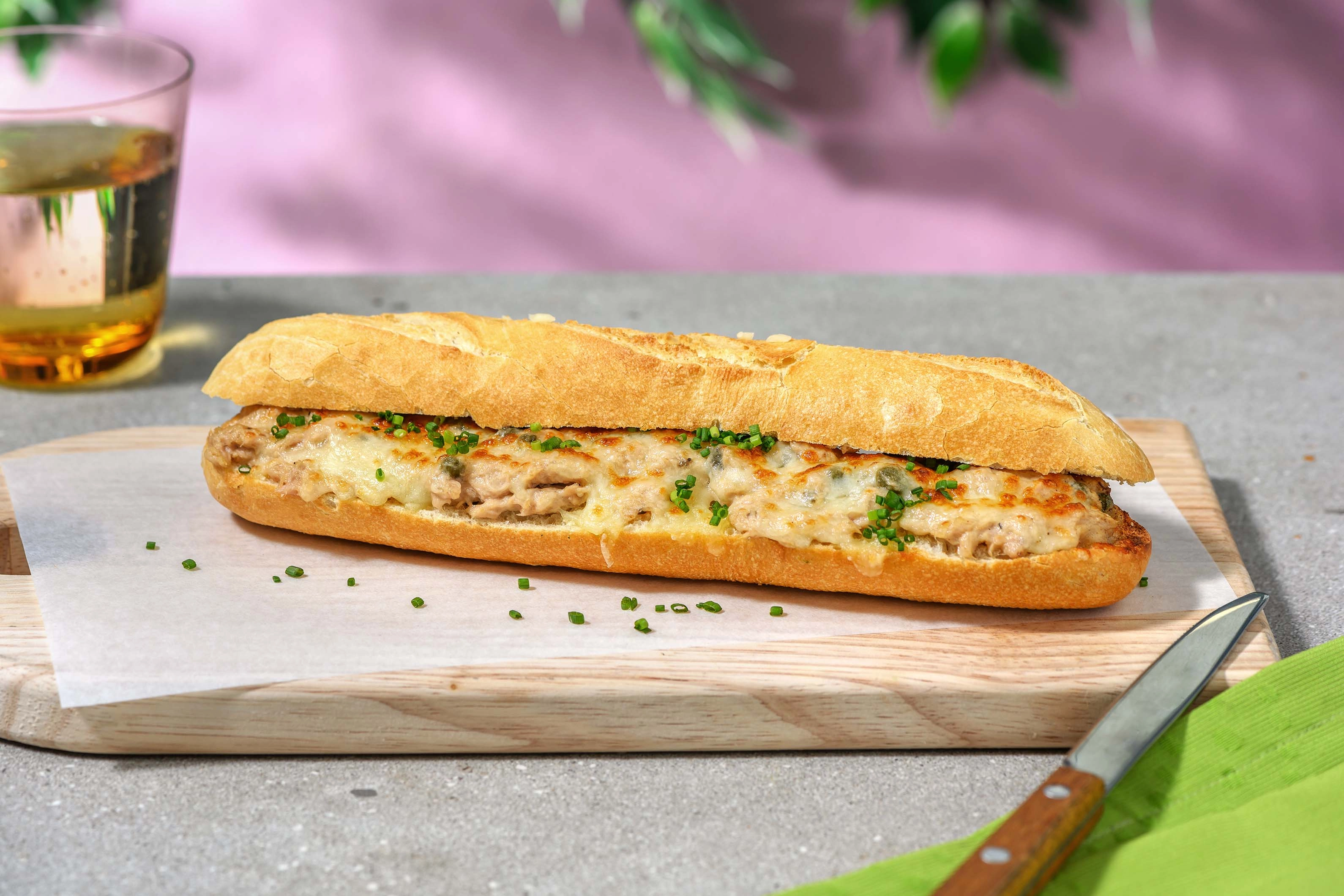 THE FISHERMAN — Tunfisk · jarlsberg · kapers-dill-olje.